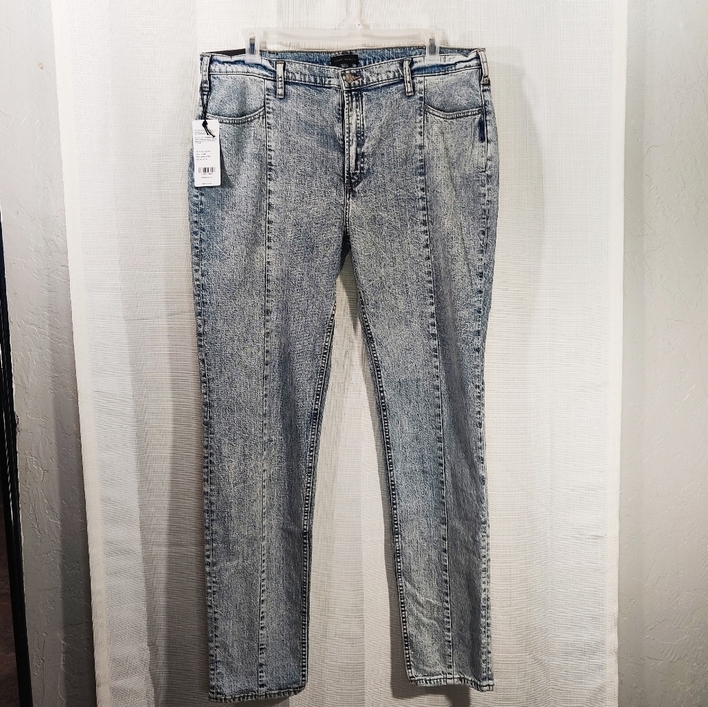 Silver Frisco Tapered Jeans Sz W38 X L35
